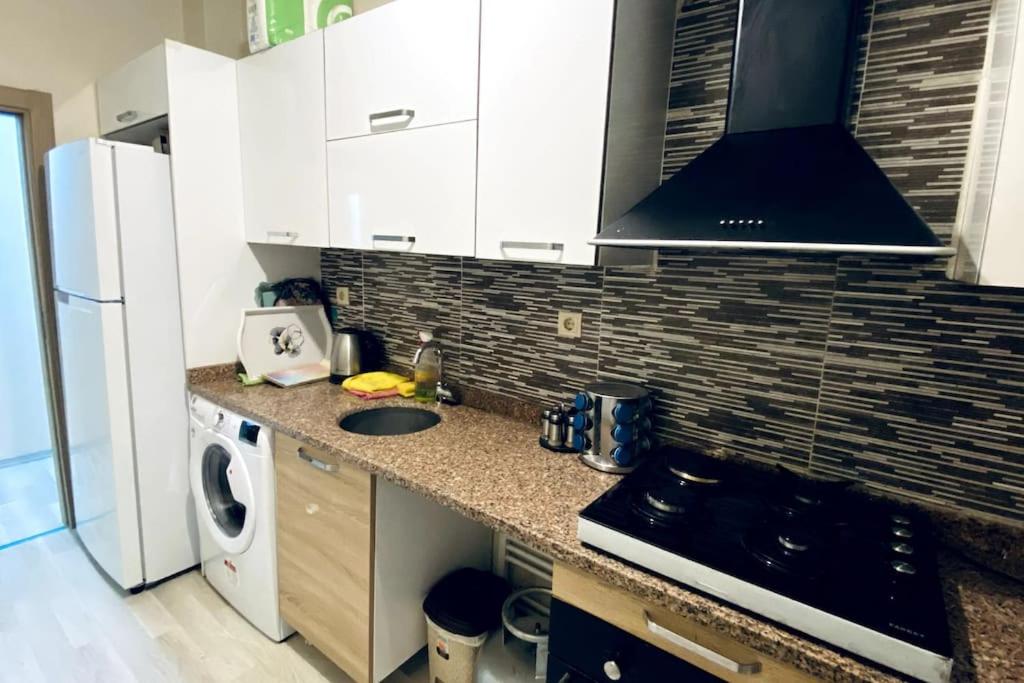 2+1 Luxury Flat , 5 beds , near all services photo 2