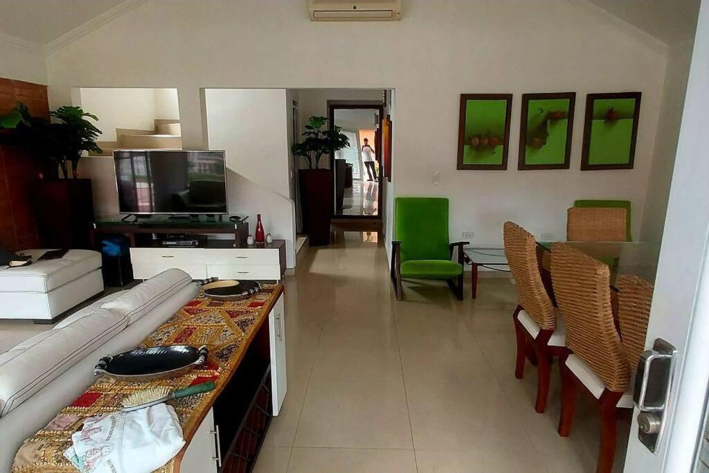 Beautiful and comfy Villa in Restrepo, Colombia photo 1