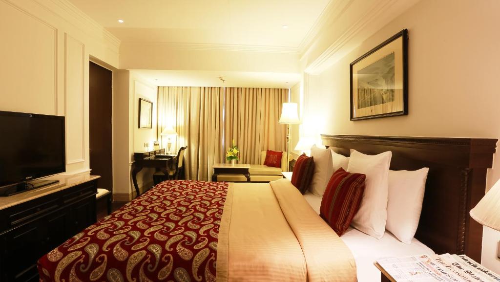 Двухместный (Executive Double Room -  Early Check-In & Late Check-Out: Subject to Room Availability.,  20% Discount on food and Soft Beverage), The Ashok, New Delhi