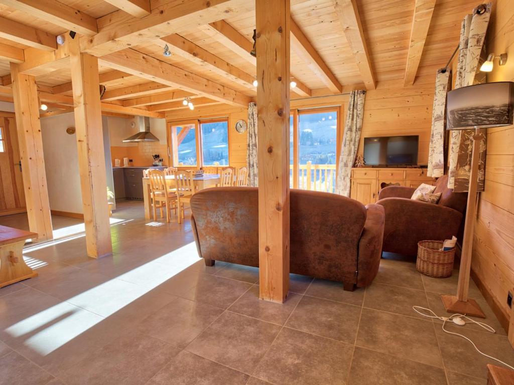 Chalet Notre-Dame-de-Bellecombe, 5 pièces, 8 personnes - FR-1-505-66 photo 3