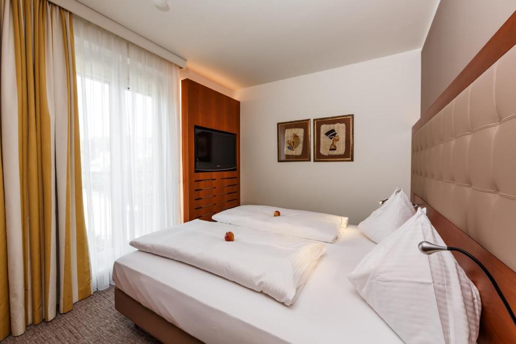 GORITSCHNIGGs Hotel Room Type - Suite with Balcony