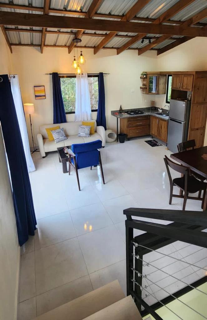 Espléndida y Acogedora Villa con Vista a las Montañas y Nuestro Bello Pueblo photo 1