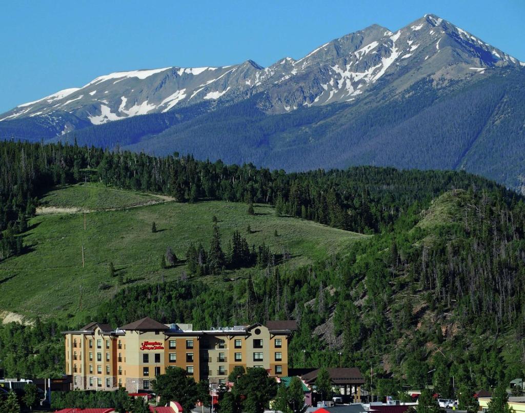 Hampton Inn & Suites Silverthorne photo 1