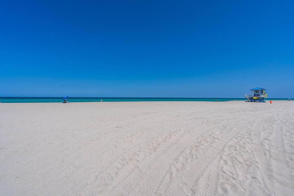 Lovely Studio Walking Distance To Ocean - Suite 7 - Tap to explore photos
