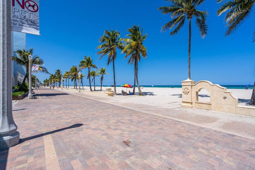 Lovely Studio Walking Distance To Ocean - Suite 8 - Tap to explore photos