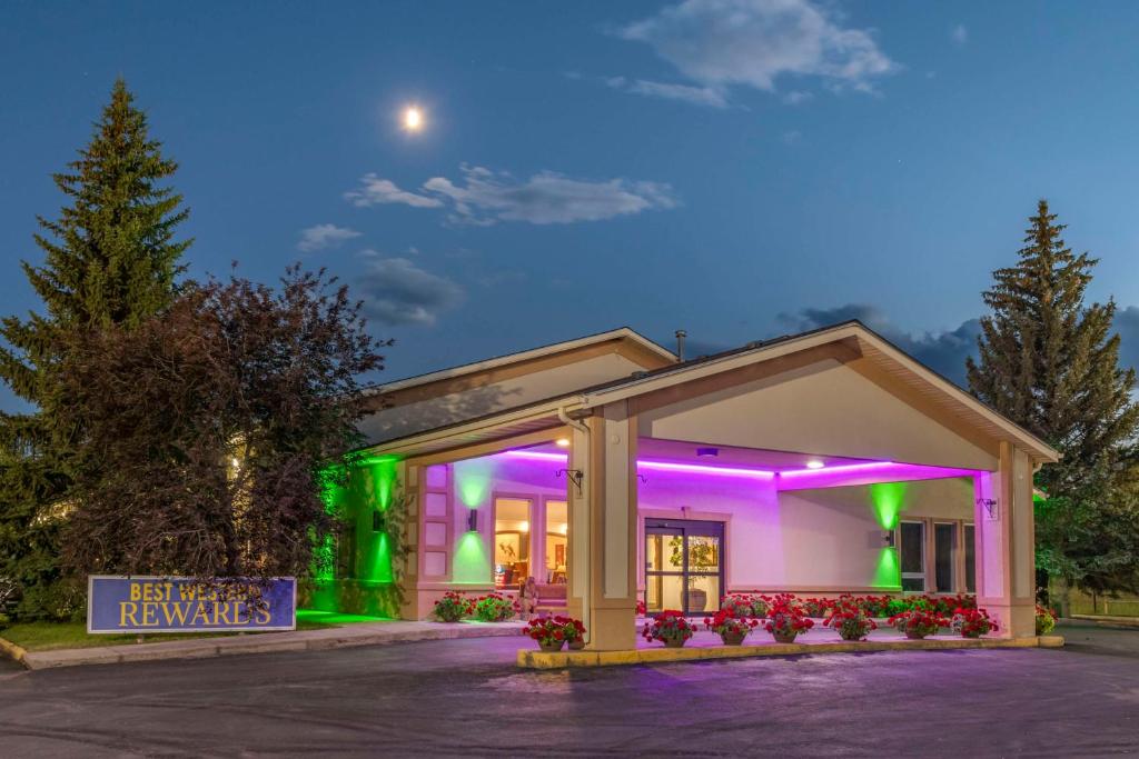 SureStay Plus Hotel by Best Western Buffalo image