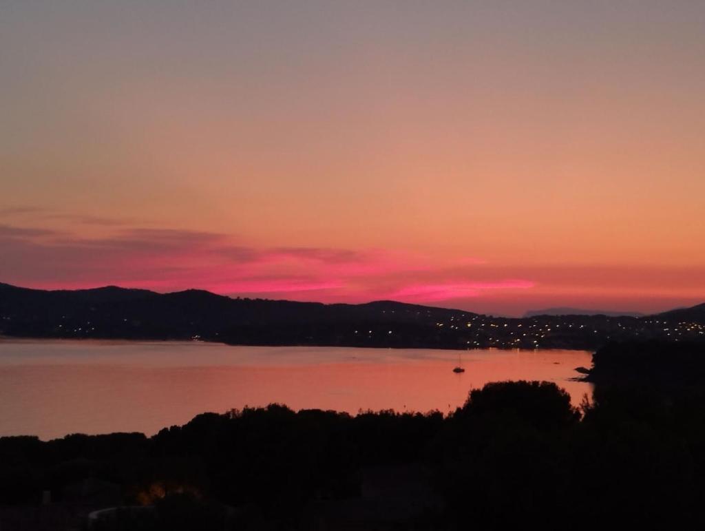 Les 2 frères - Vue mer panoramique solarium - les Sablettes photo 1