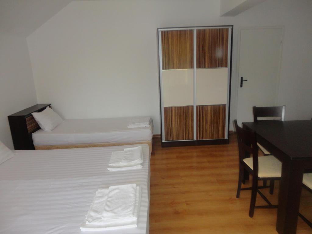 Студио (Семейный номер-студио), Jelezchevi Guest Rooms