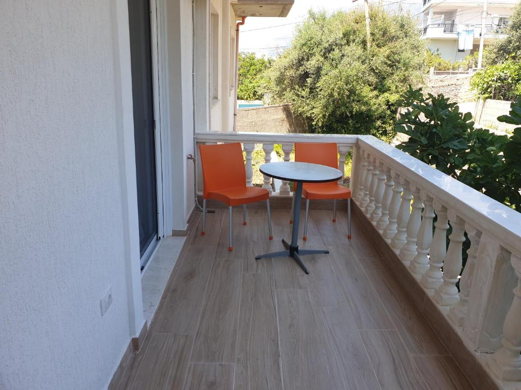 Rooms by George photo 1