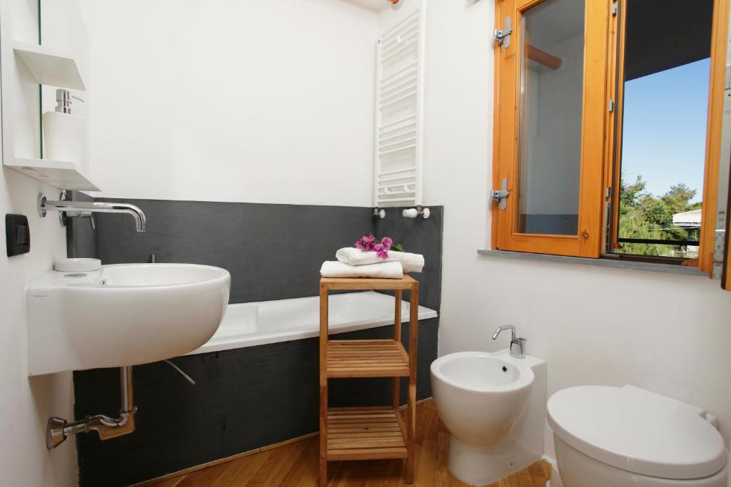 Private Room With Bathroom And Pool photo 4