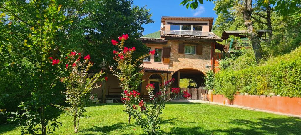 Canapegna Village - 2 private villas and 3 private pools in the heart of Le Marche photo 2