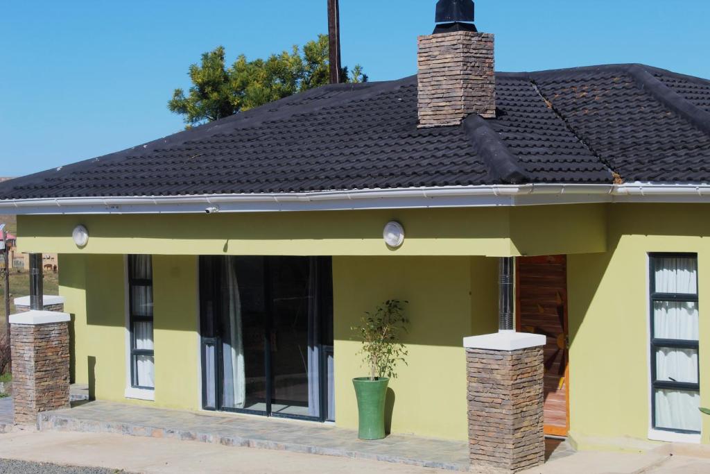 Qunu Heritage Home - Mthatha photo 2