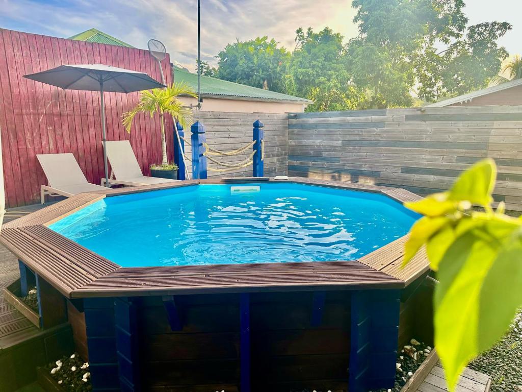 Gîte charmant avec piscine photo 2