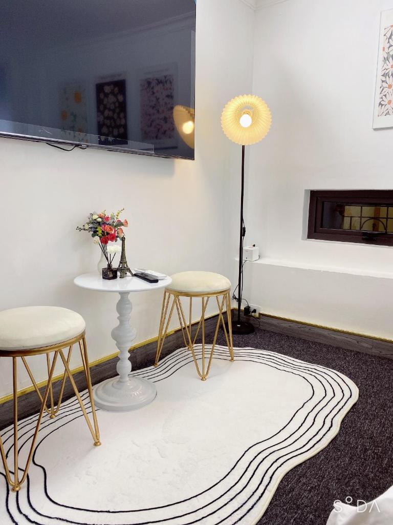 FlowerGod Apartments - BlackPink HomeStay