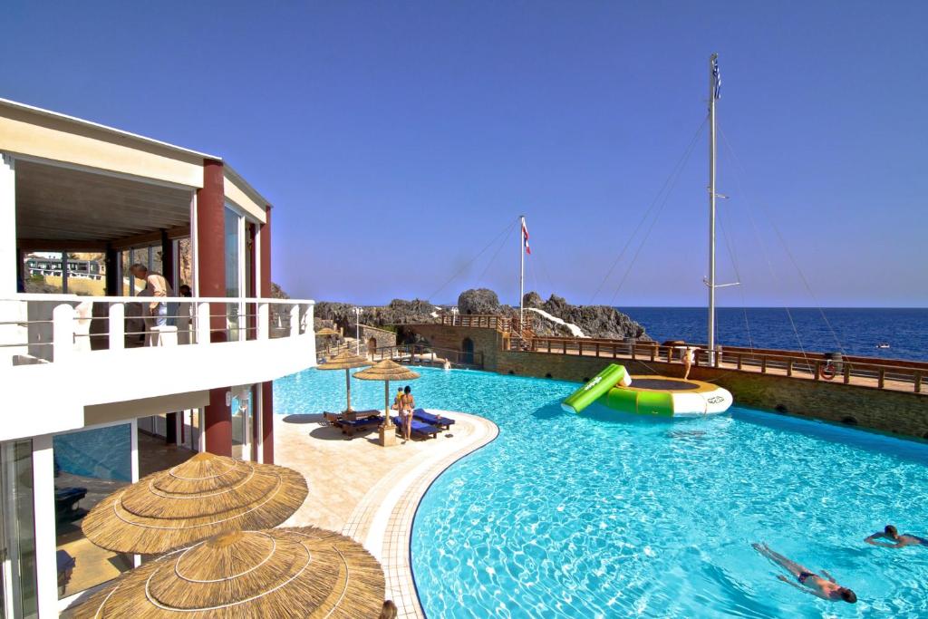 Kalypso Cretan Village Resort & Spa photo 2