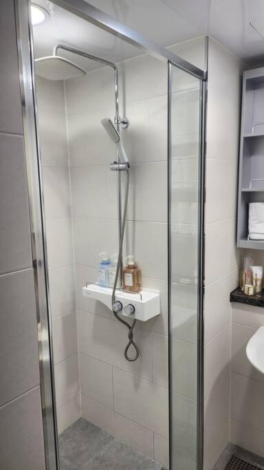 Yeosu Residence two bedroom house photo 2
