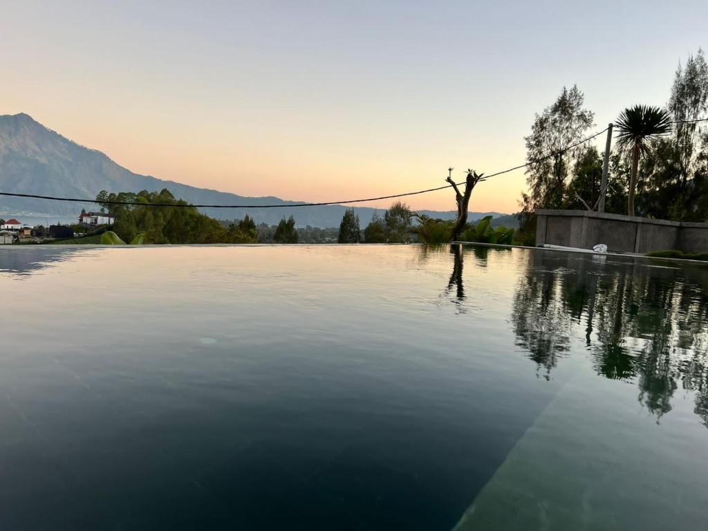 Batur Cliff Panorama photo 1