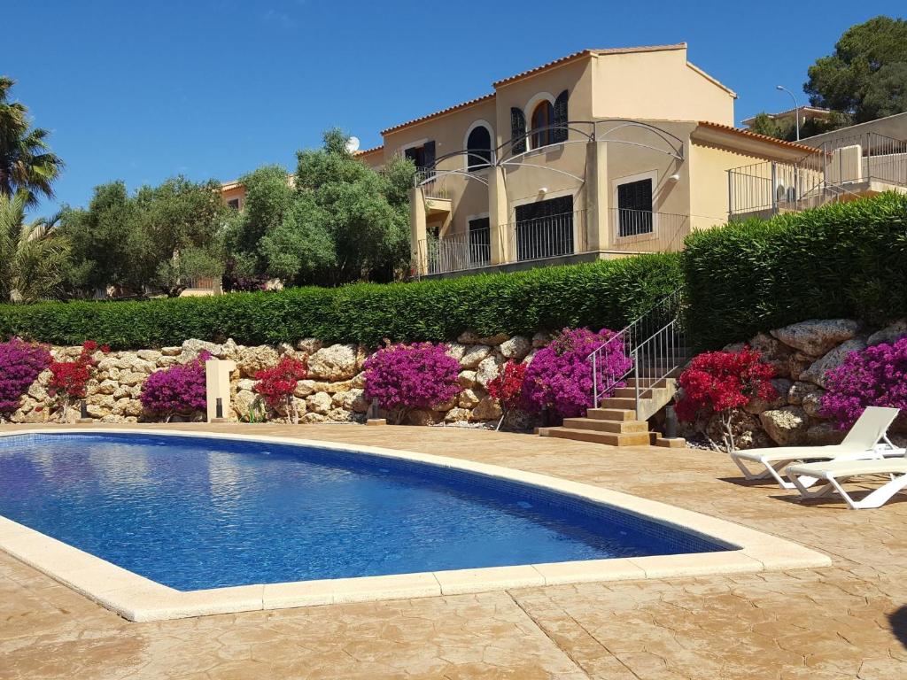 Casa Josemar - Casa con piscina junto a la playa en Cala Romántica