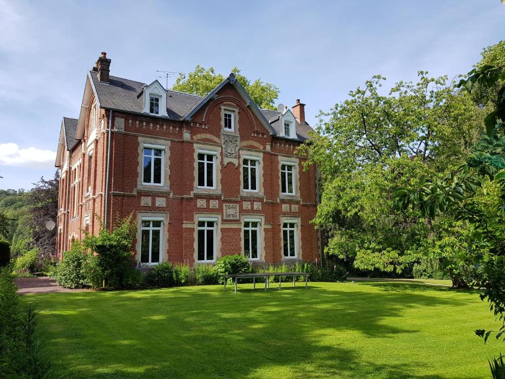Château du Bon Plaisir - 11 Chambres - 7 Sdb - Parc Naturel des Caps photo 3