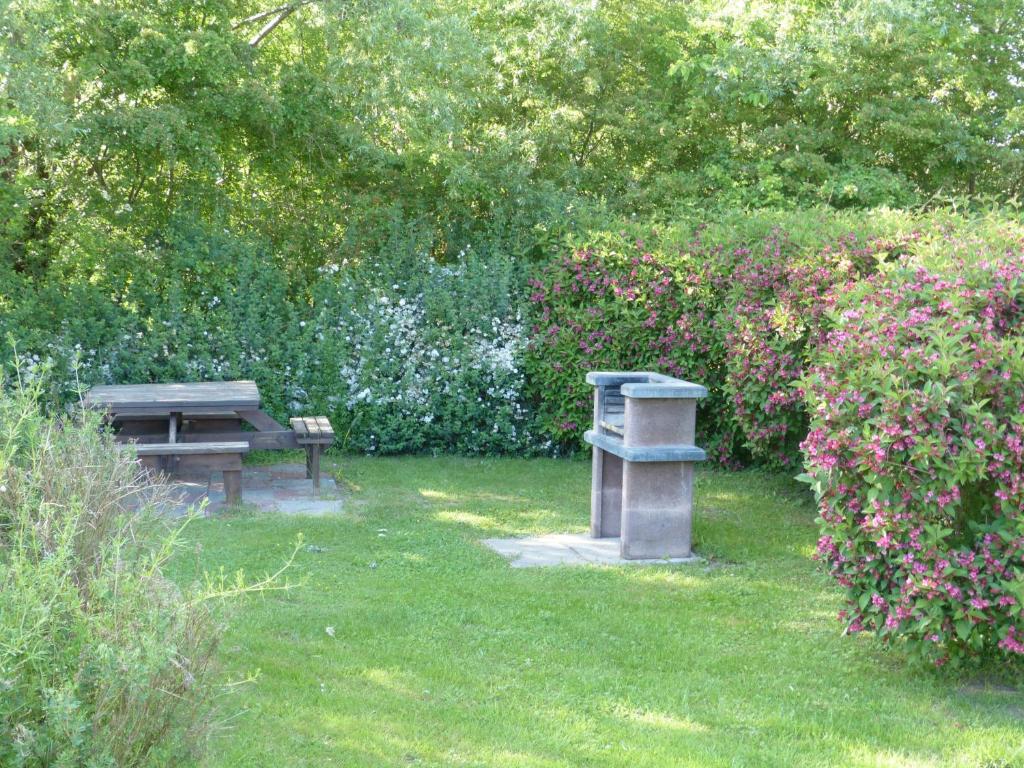 Komfortables Reetdachferienhaus Hasel 1 photo 4