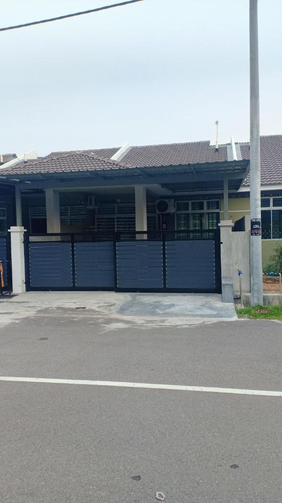 HOMESTAY BUDGET MASJID TANAH PERDANA