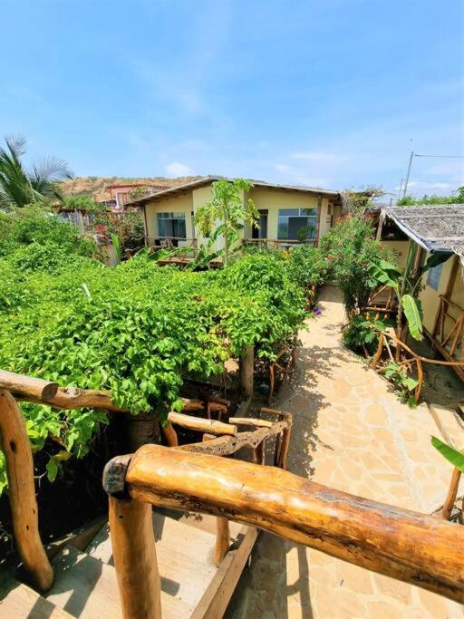 Bright Bungalow 4 - Close to ocean
