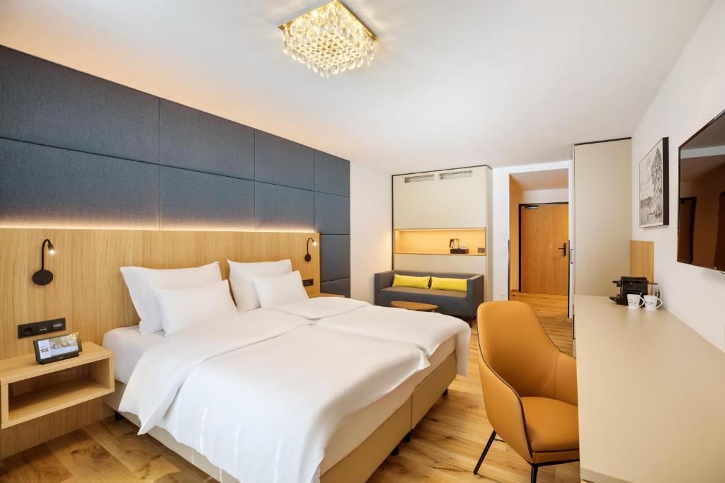 Austria Trend Hotel Maximilian - Tap to explore photos