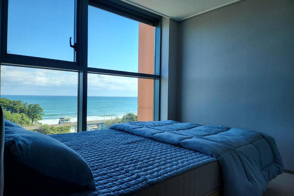 KK Stay Ocean view with Netflix photo 2