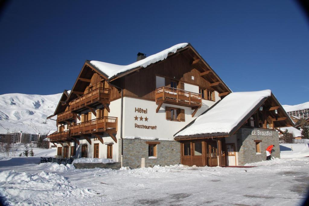 Chalet-Hôtel Le Beausoleil, The Originals Relais (Hotel-Chalet de Tradition) photo 1