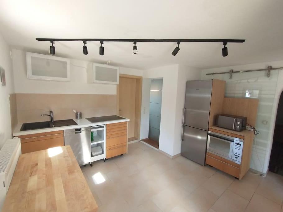 Schicke hundefreundliche Wohnung photo 1