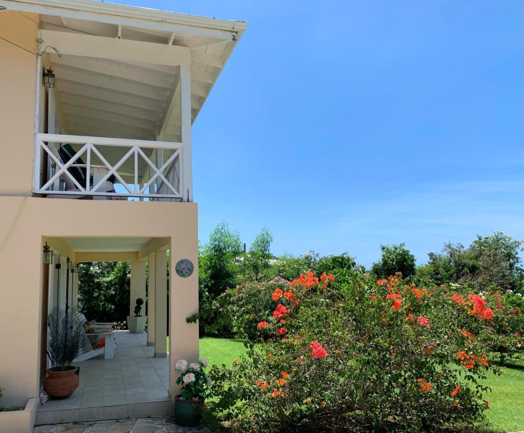 Sugarfields Garden Villa photo 1