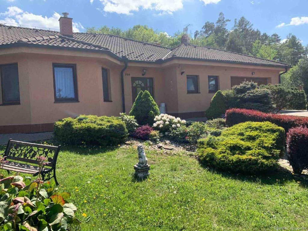 Podhájí 708, Jedovnice