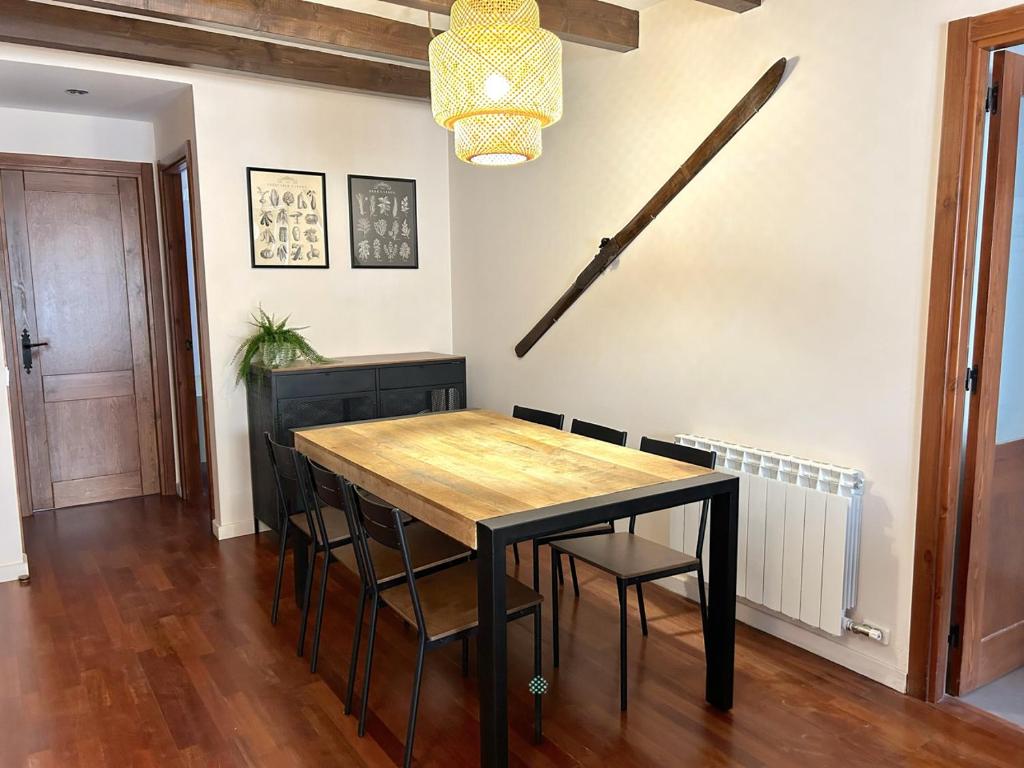 Apartament encantador i cèntric amb llar de foc by RURAL D'ÀNEU photo 4