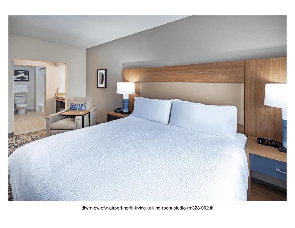Candlewood Suites DFW Airport North - Irving, an IHG Hotel photo 3