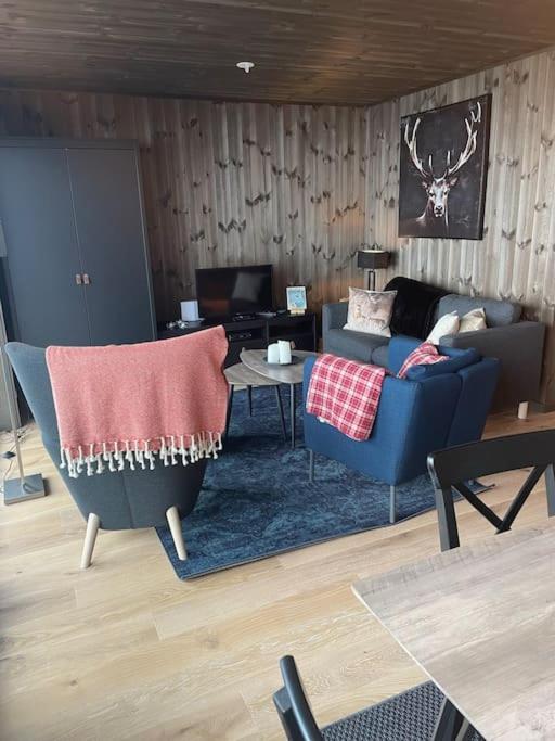 Ski in/out, amazing views, 3 bedrooms photo 3