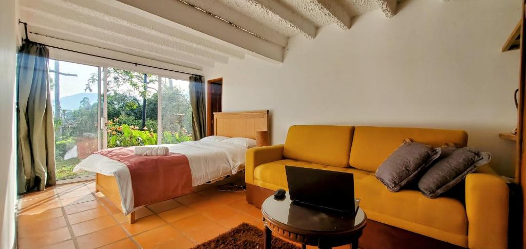 Hotel El Gran Chaparral photo 4