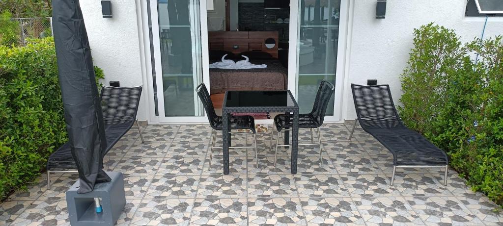 ganze Villa beachfront-pool-villa-Apartment photo 3