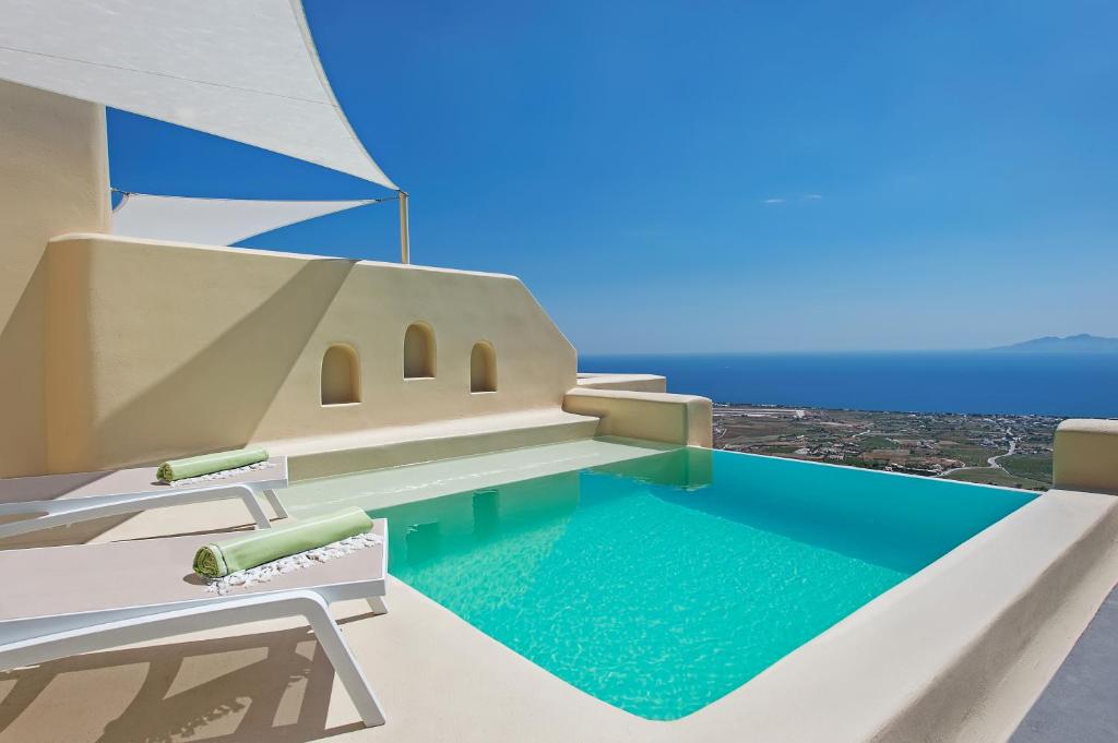 Skyfall Suites - Adults Only - Tap to explore photos