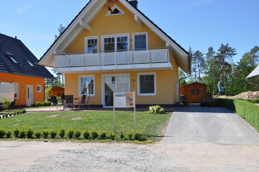 Ferienwohnungen Appartements - Ferienhaus Müritztraum