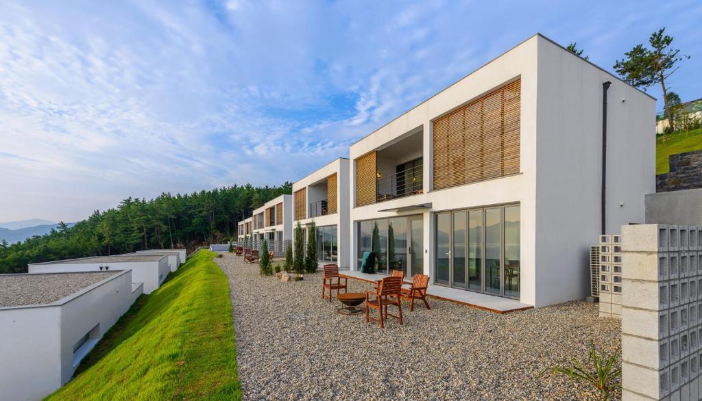 Vigo Resort photo 1