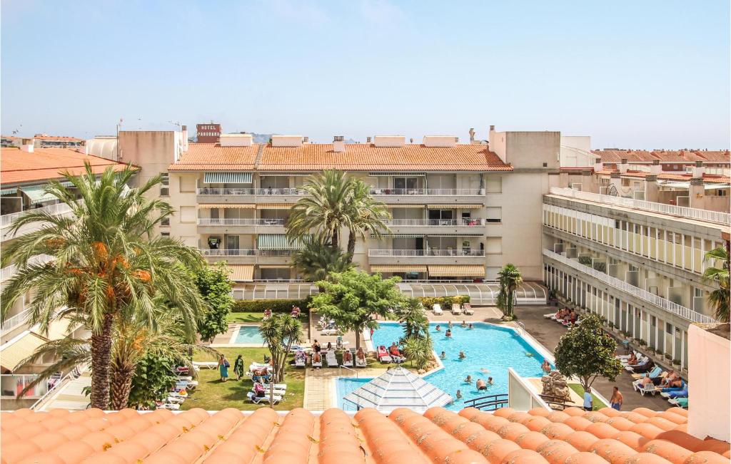Awesome Apartment In Lestartit With Outdoor Swimming Pool, Wifi And 2 Bedrooms