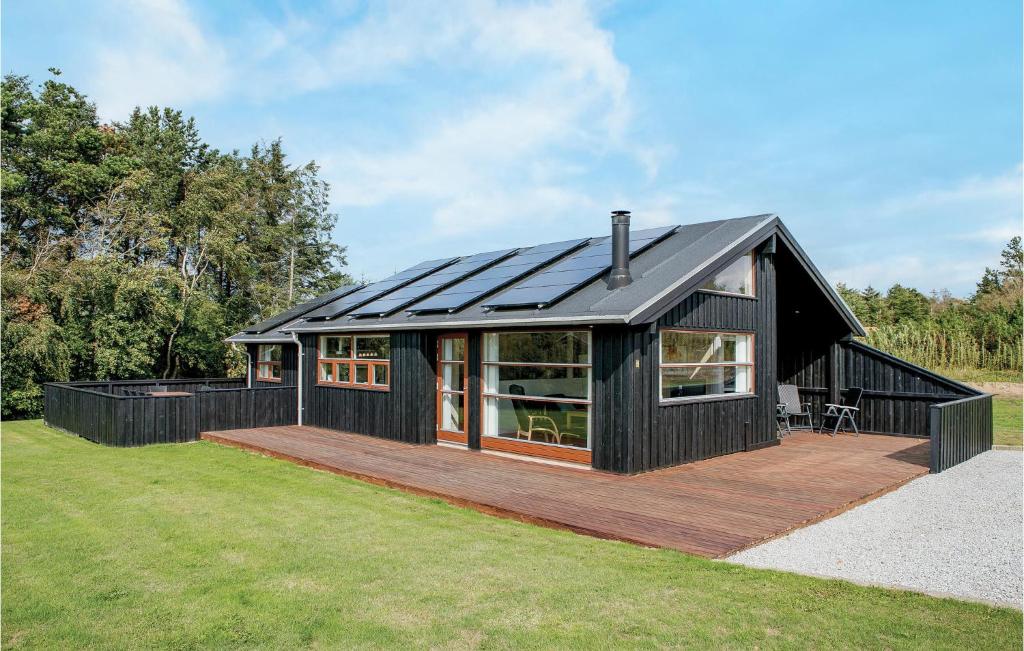 Stunning Home In Hjrring With 4 Bedrooms, Sauna And Wifi