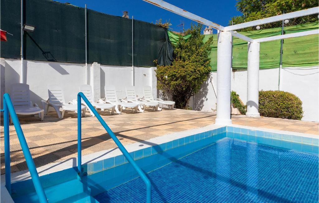 Nice Home In Sevilla With 4 Bedrooms And Outdoor Swimming Pool photo 4