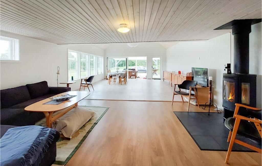 Stunning Home In Vittsj With 3 Bedrooms photo 2