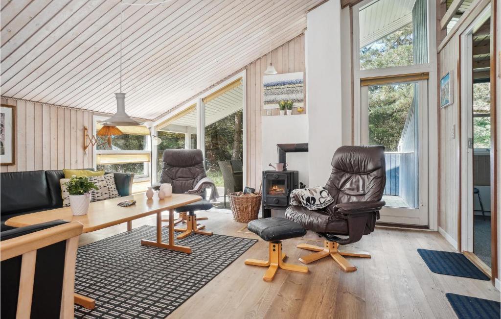 Awesome Home In Fjerritslev With 4 Bedrooms And Sauna photo 3