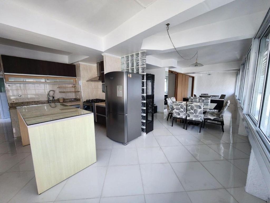 APÊ Pé na Areia 3quartos/2vagas