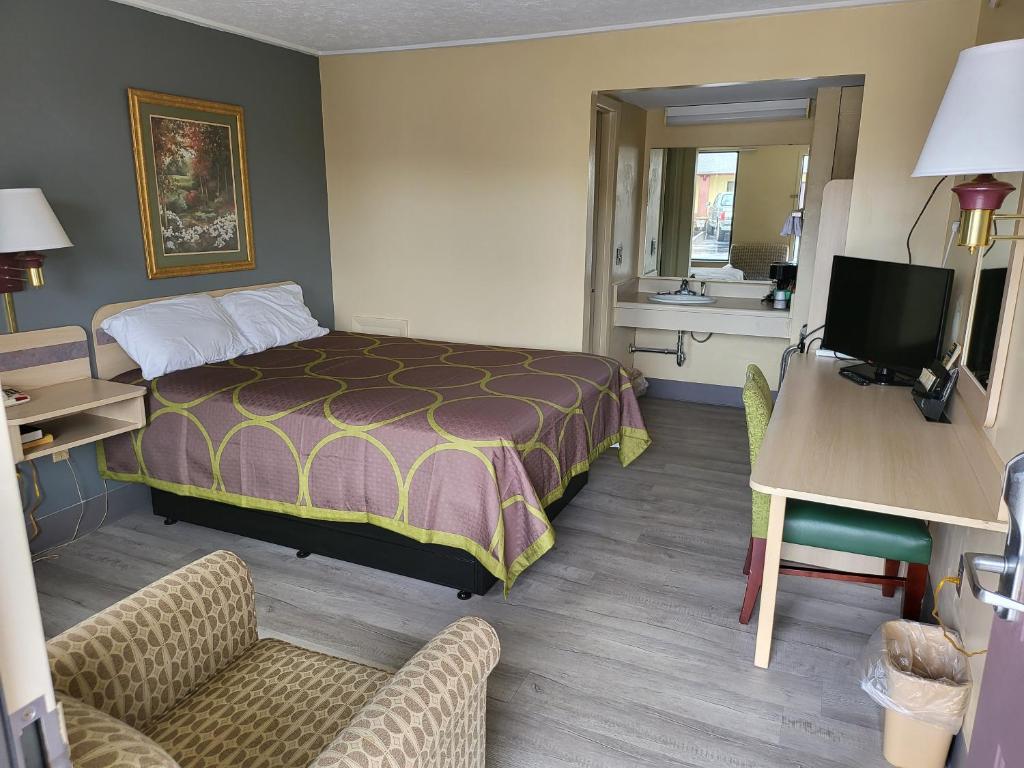Budget Host Inn Bristol photo 3
