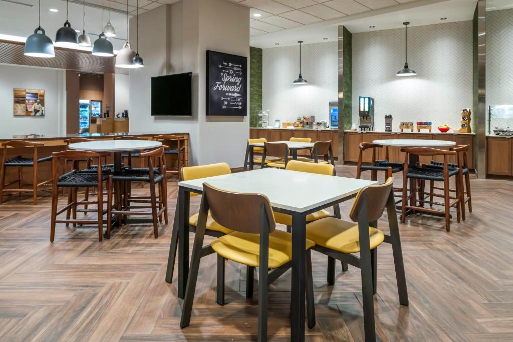 Fairfield by Marriott Inn & Suites Kansas City North, Gladstone photo 2