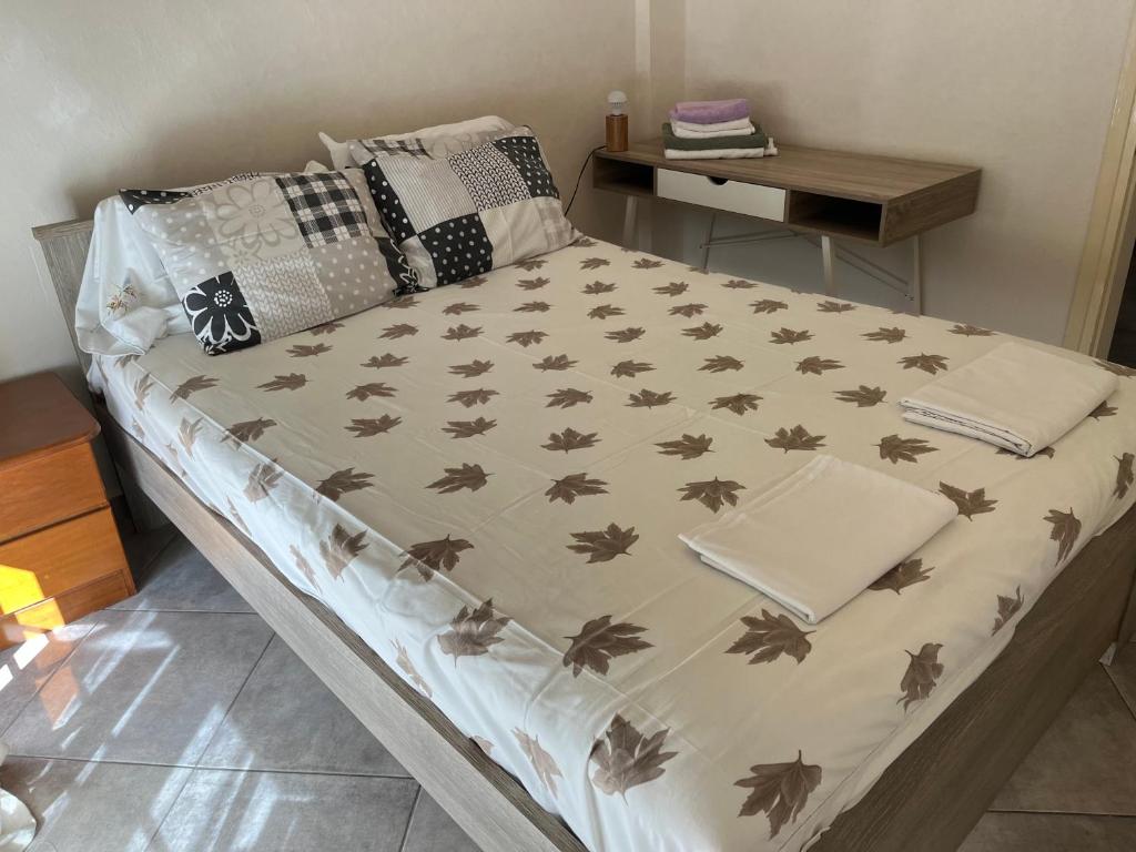 Xronis apartments photo 2