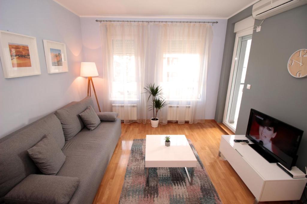 Apartment Mentor A block Delta City New Belgrade photo 2